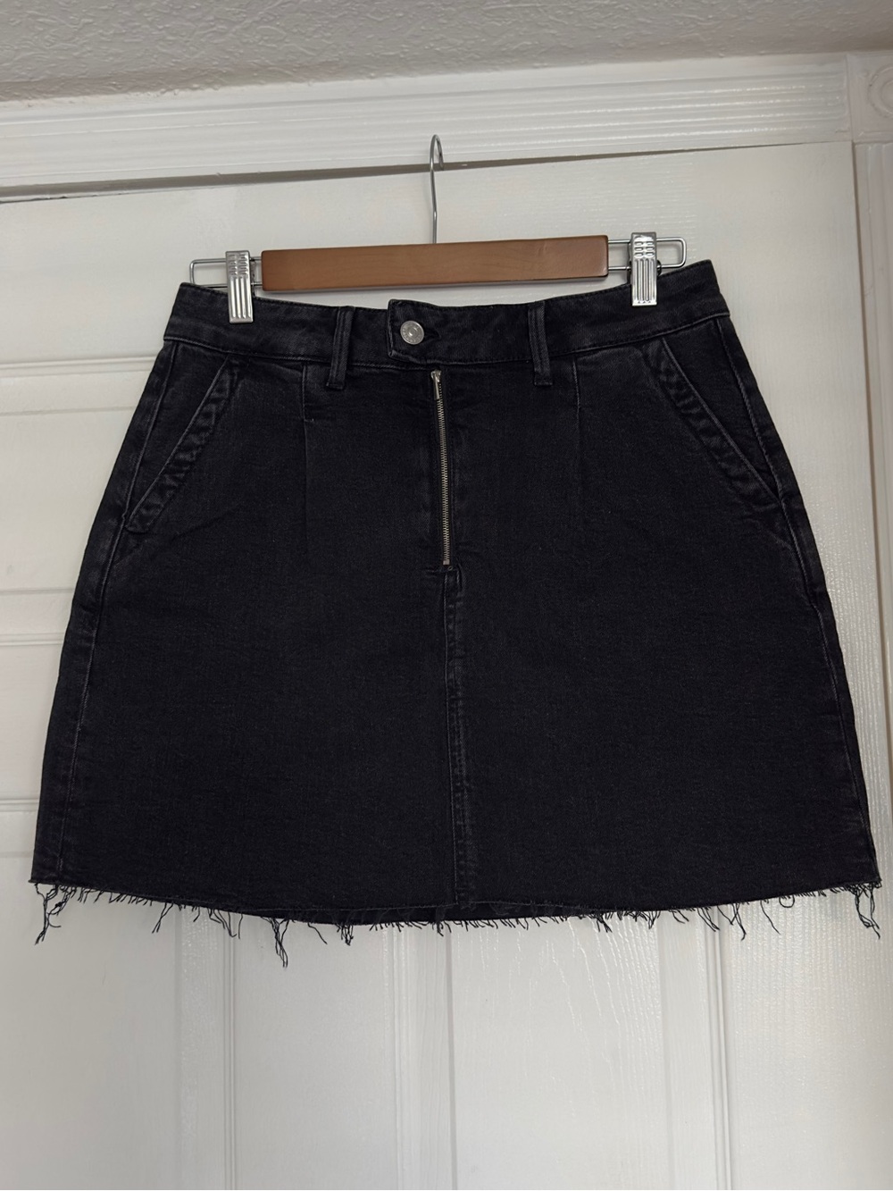 PAIGE A-line high waisted mini skirt dark grey black raw hem size 29 M